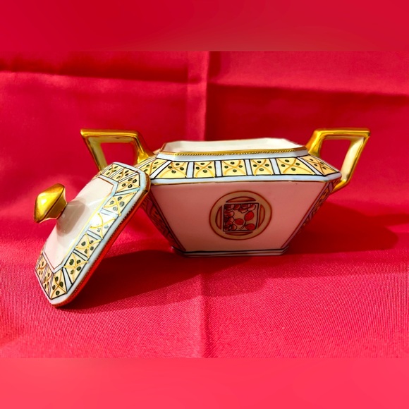 Vintage sugar bowl with lid GOLD Hand painted - Picture 2 of 3